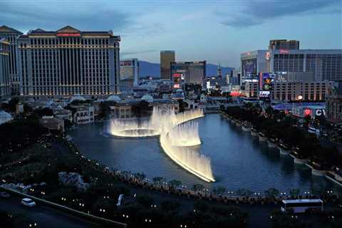 Lawsuit: Vegas Strip resorts used vendor to fix hotel rates