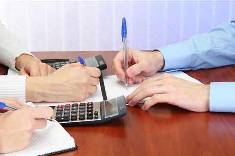 How to Negotiate a Settlement With an Insurance Company