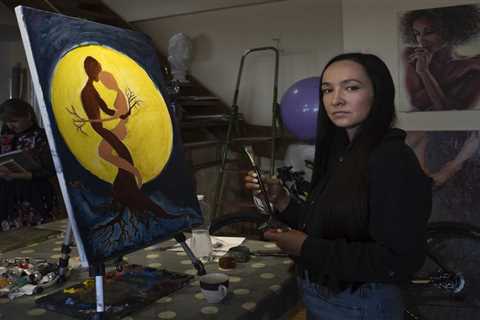 For a group of Ukrainian women, painting is a form of therapy to help them cope with loss